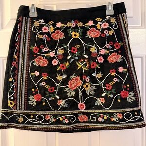 Floral Embroidered Mini Skirt in Black